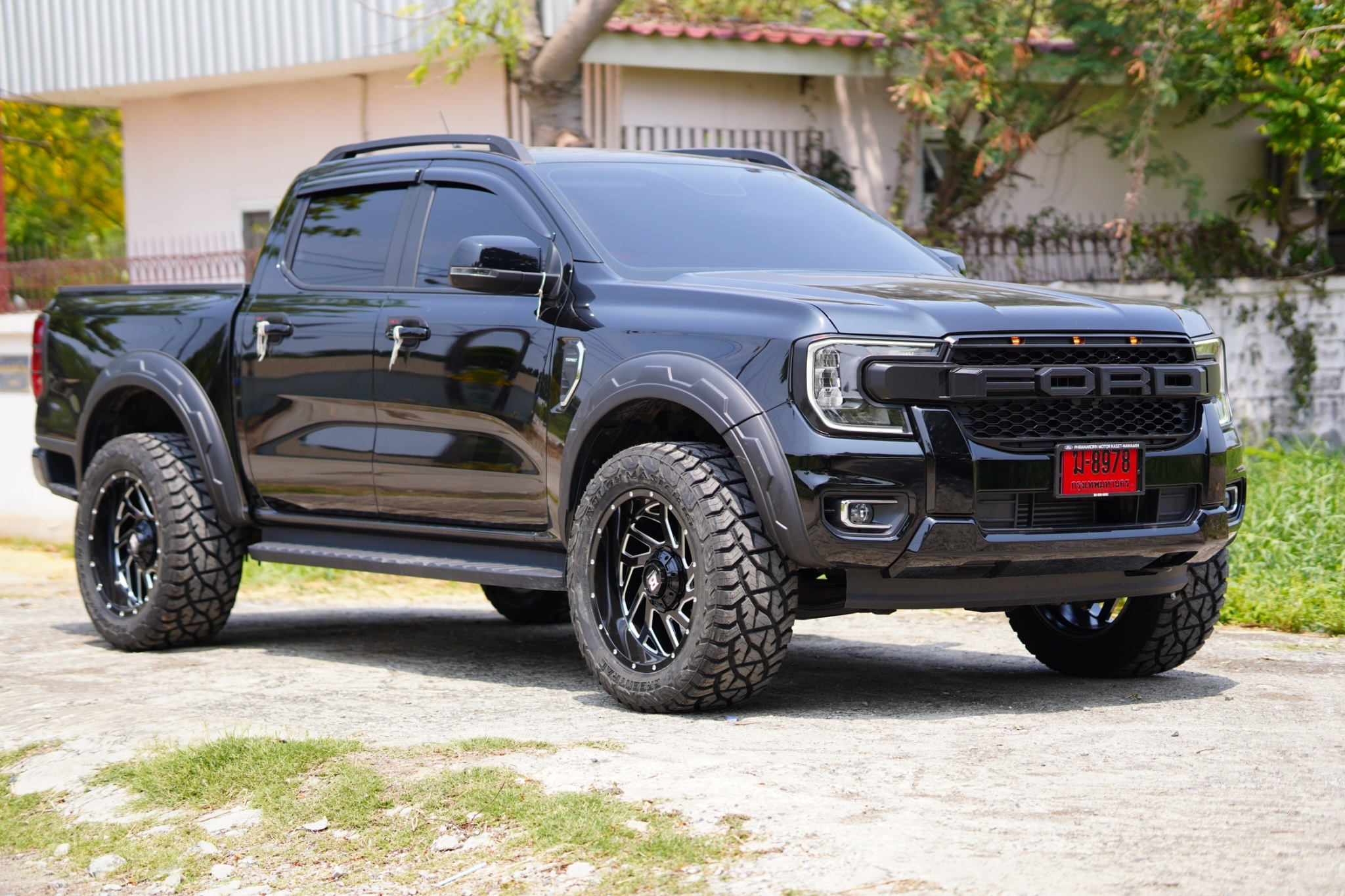 FORD RANGER NEXTGEN เดิมๆไม่ยก แต่งเมกาที่ STEP9