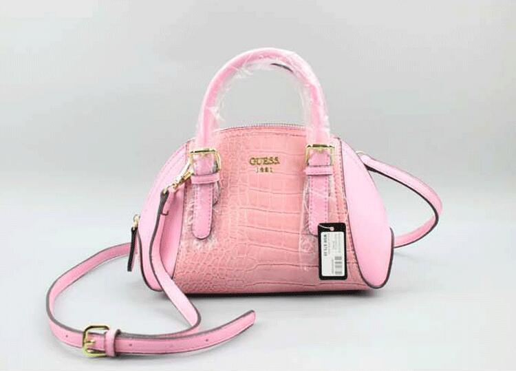 กระเป๋าถือ สะพาย GUESS