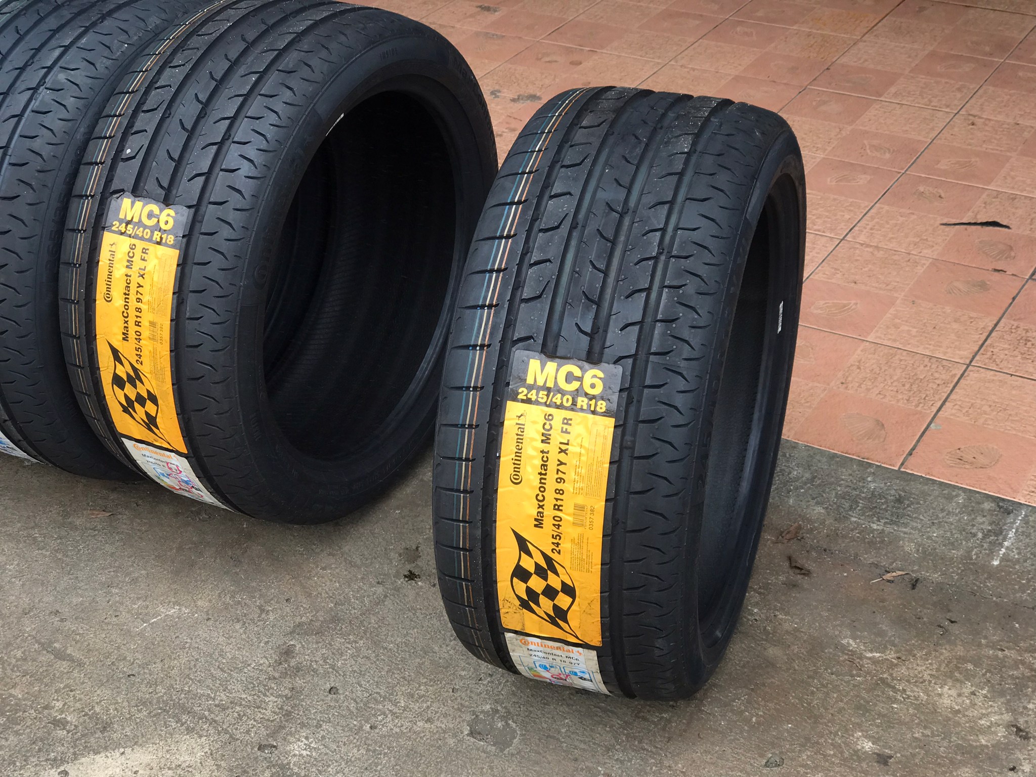 CONTINENTAL 245/40-18 MC6 ราคาถูกที่ STEP9