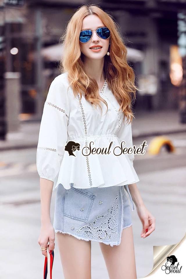 ชุดเซ็ทเสื้อ+กางเกง+ดีเทลงานปักและฉลุ