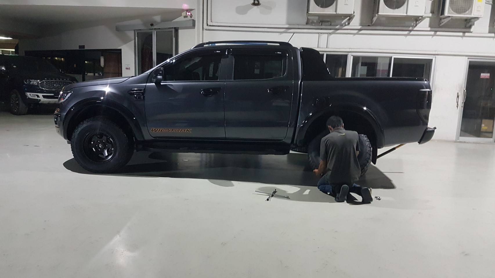 FUEL SHOK ขอบ17 ราคาพิเศษที่ STEP9