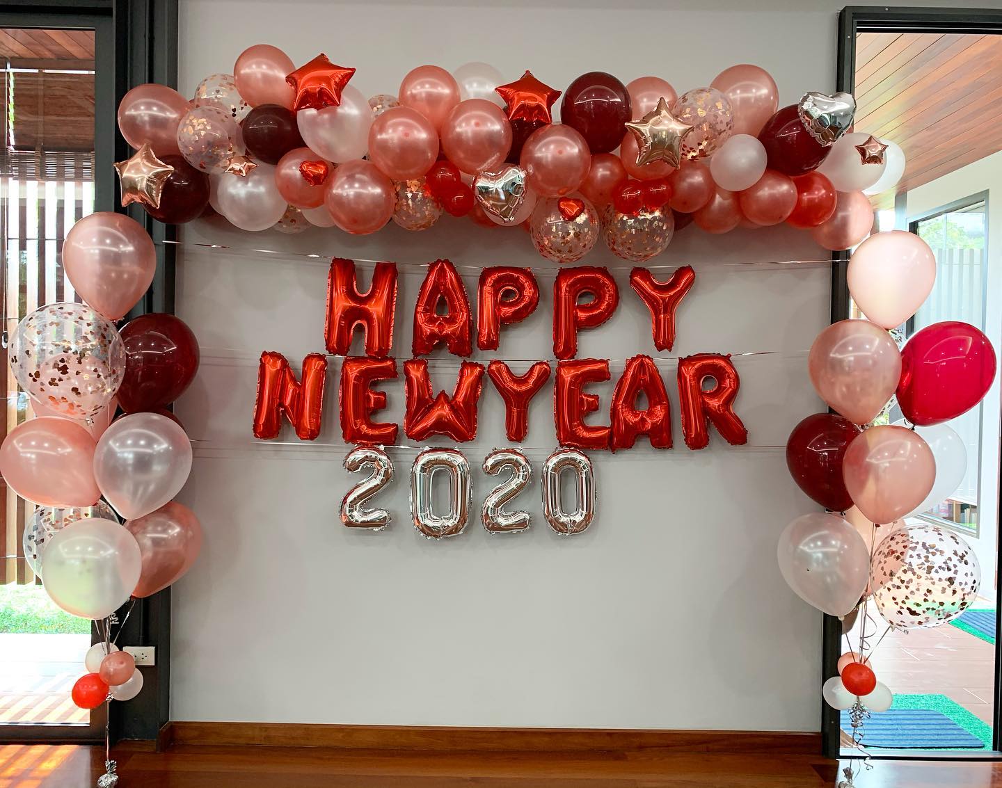 Set Backdrop Red Basic