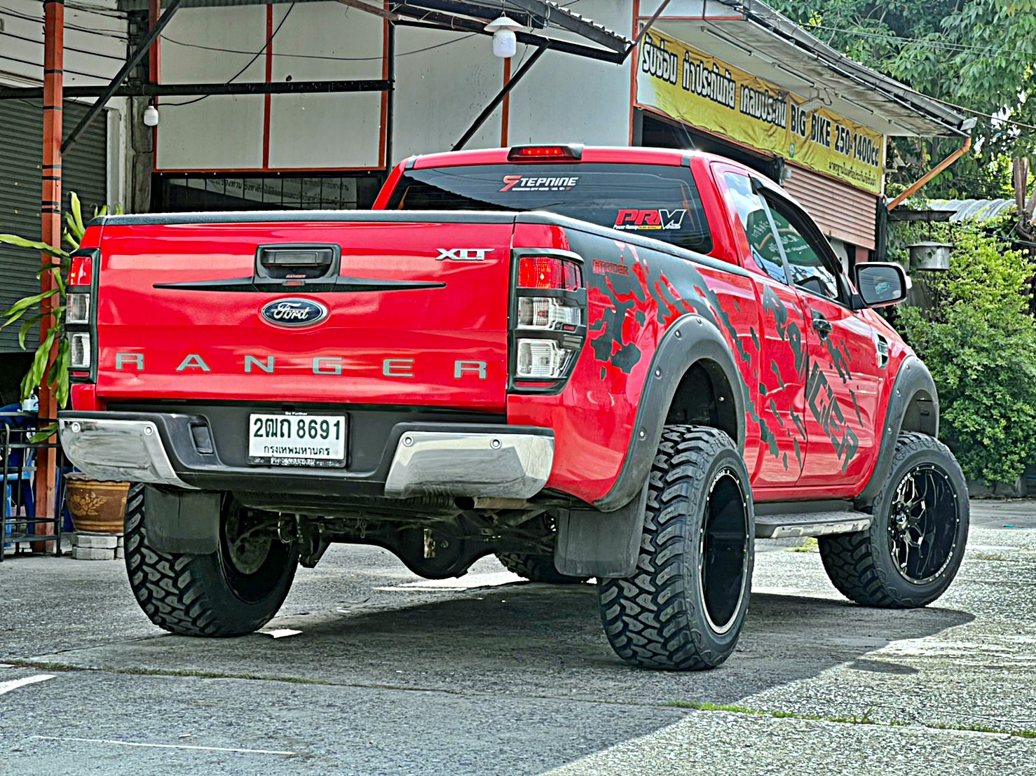FORD_RANGER_ทรงเมกาจองคิวมาจากลำพูน