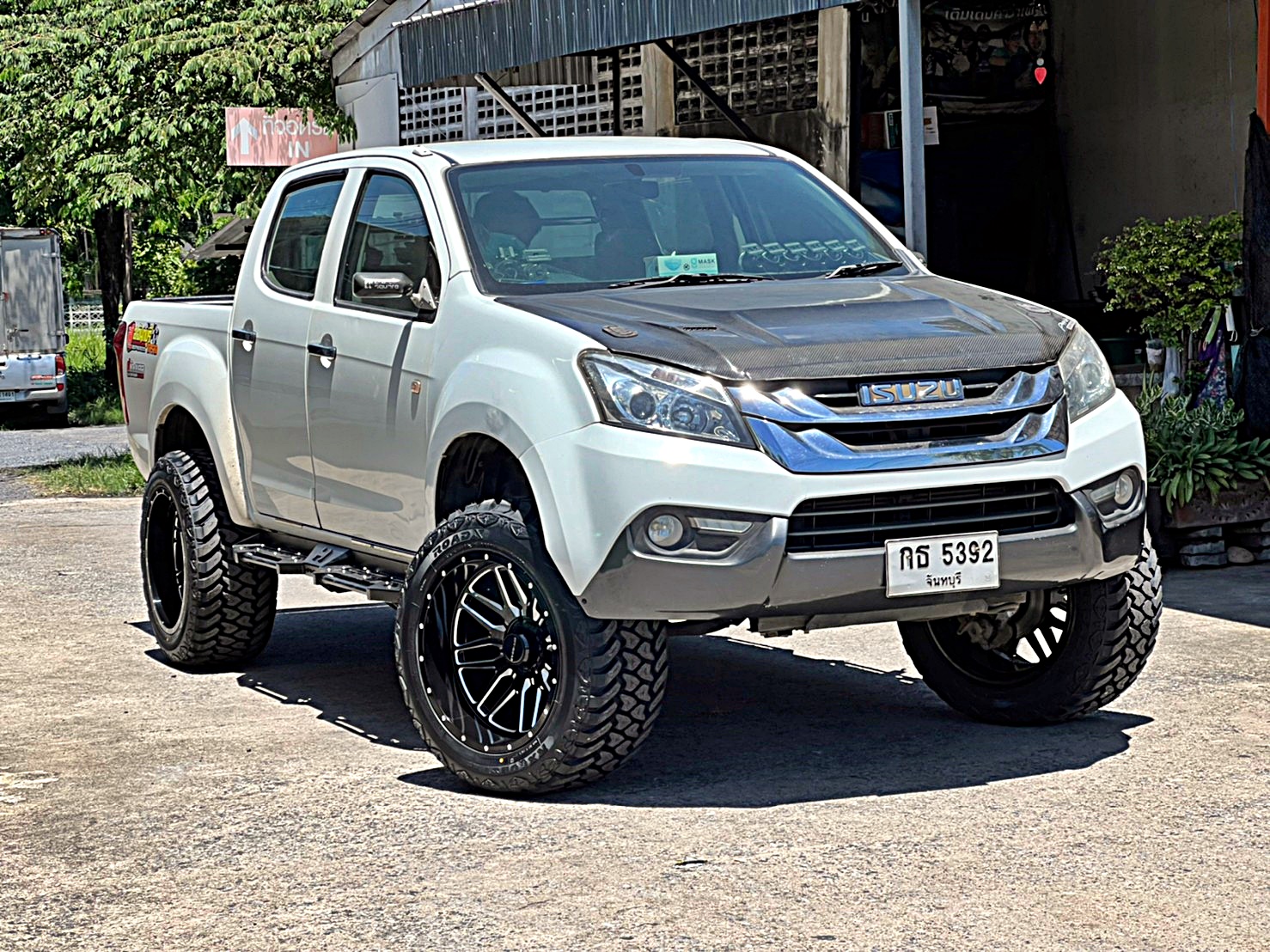 D-MAX_จองคิวมาจากจันทบุรี คันนี้ตัวเตี้ยโหลดเตี้ย จัดทรงเมกาที่ STEP9