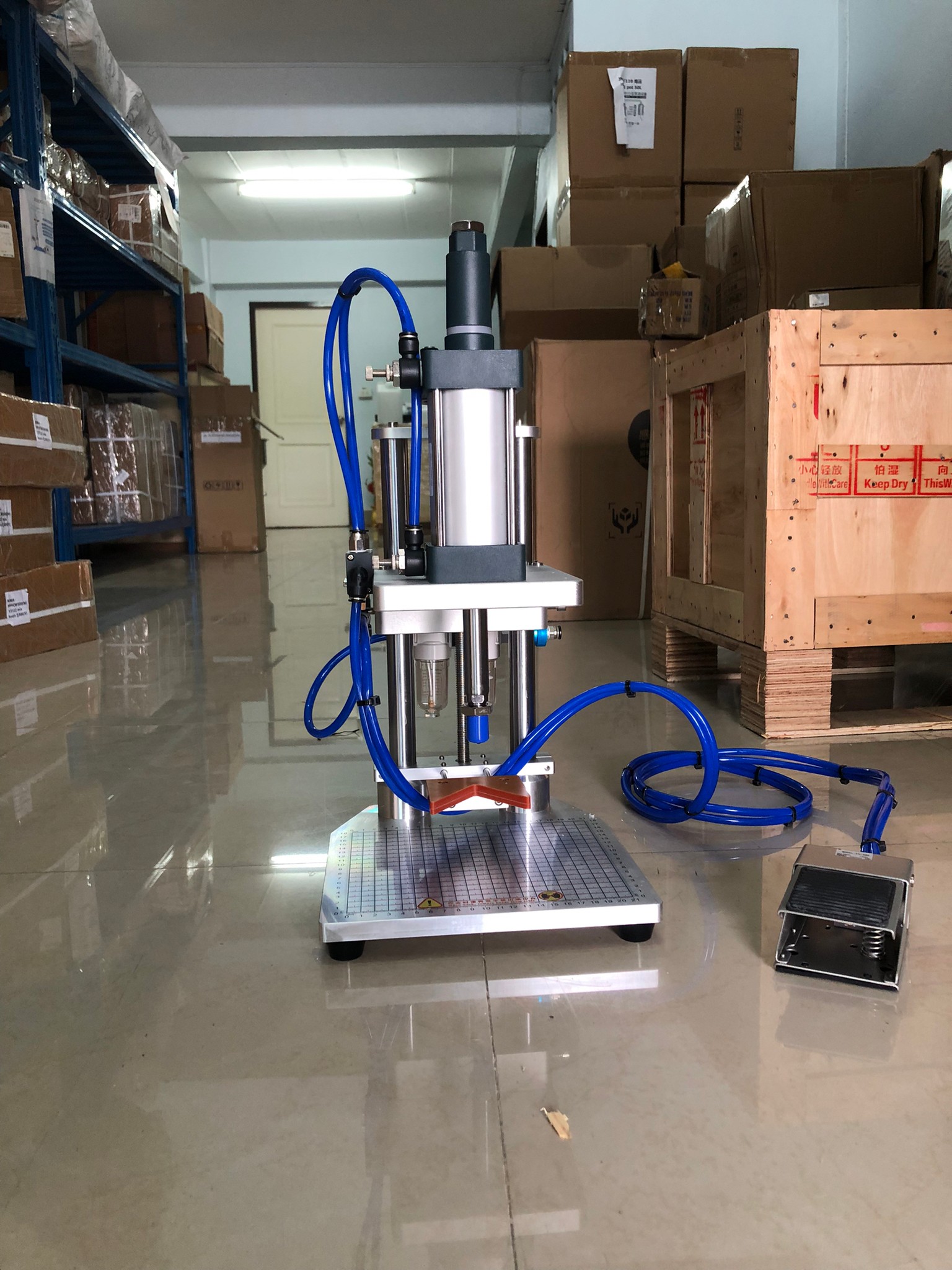 🌈15921 เครื่องตอกฝาขวดน้ำหอมหลังจากหนีบฝาด้านใน CTY-02