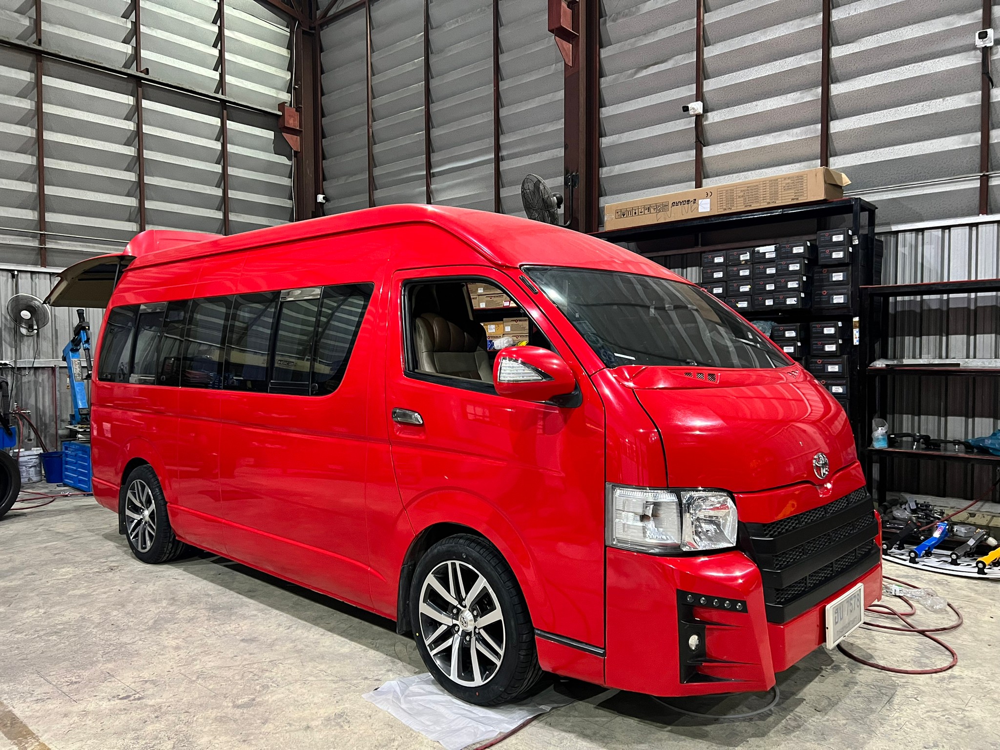 รองเท้าคู่ใหม่ของพี่แดง! OTANI 245/45-18 KC2000