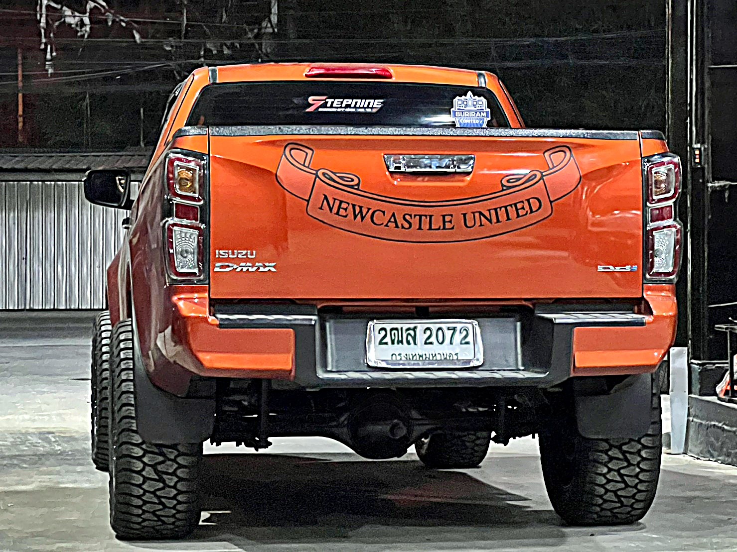 ISUZU D-MAX แต่งทรงเมกาที่ STEP9