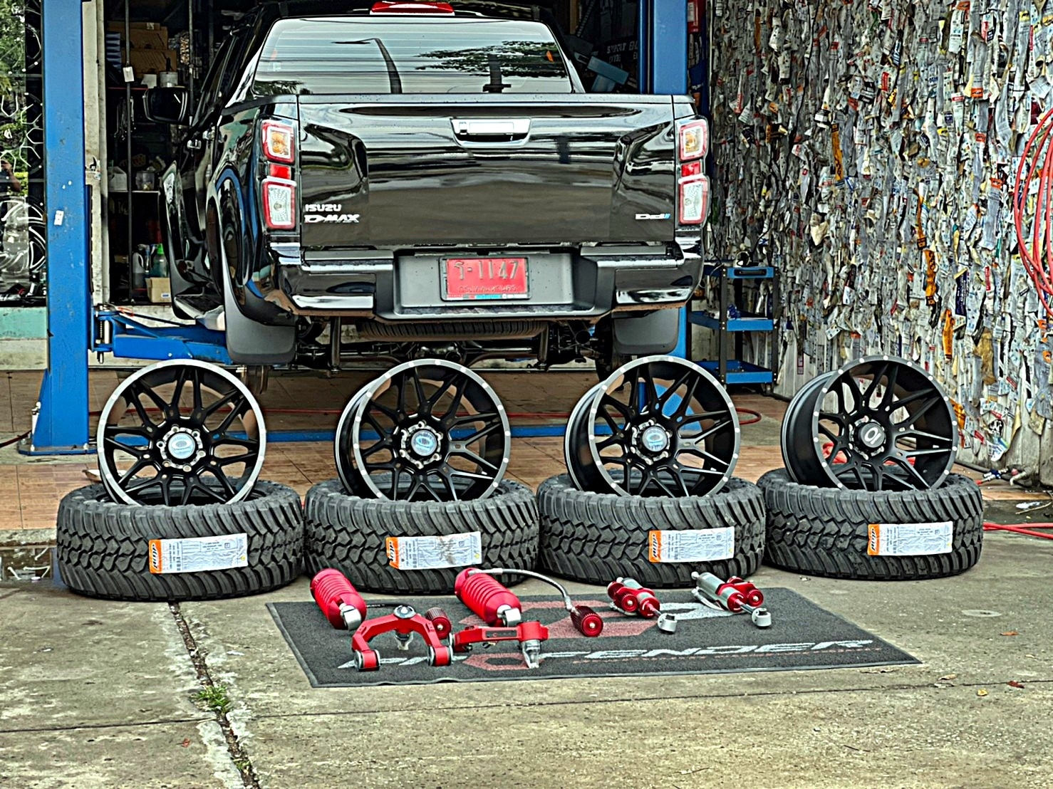 D-MAX 1.9 จัดทรงเมกา อย่างเทพ ที่ STEP9