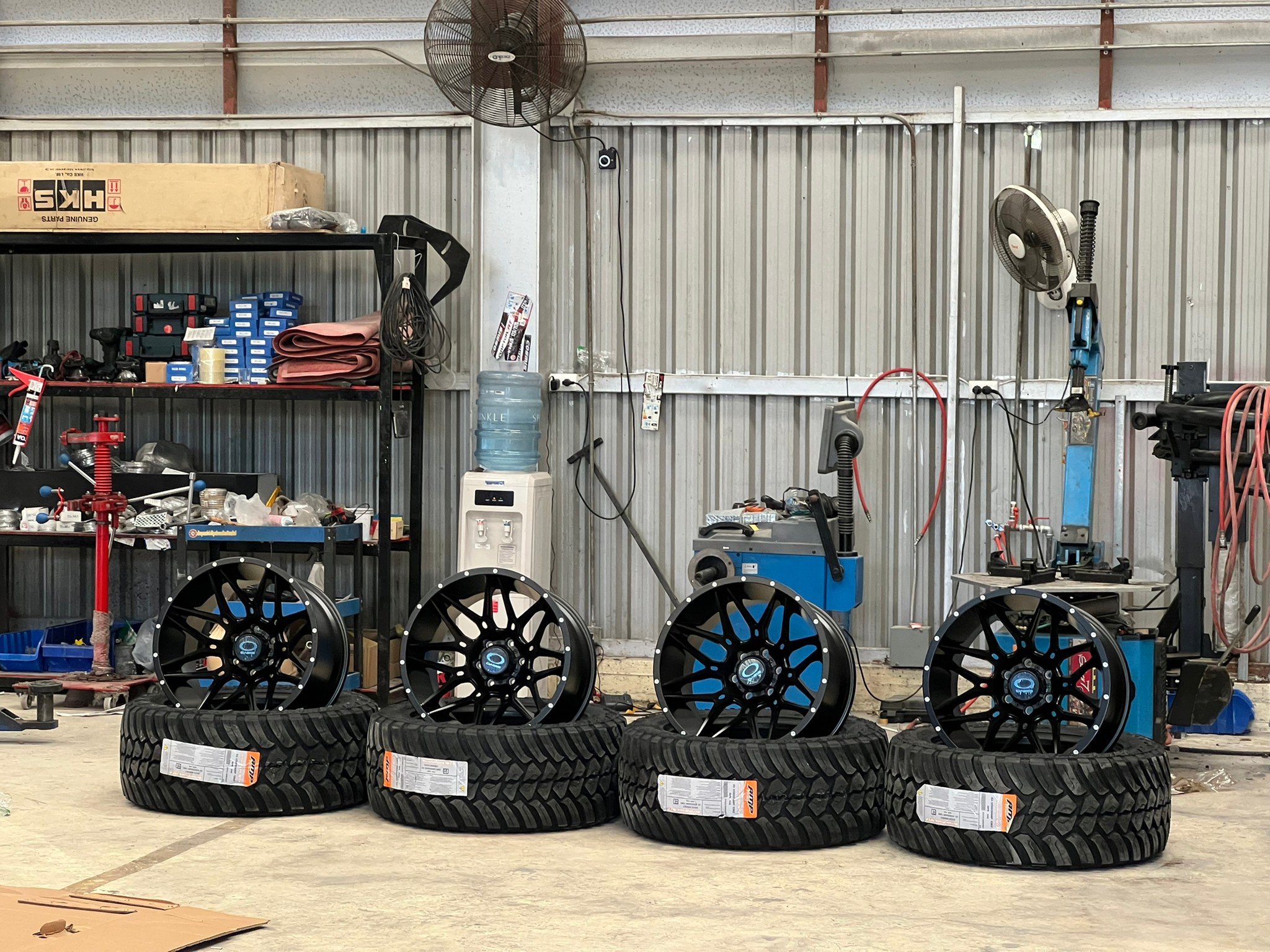 อีกหนึ่งคอมโบ เข้ากันจริ๊ง! STAR11 20x12 ET-44 AMP 33x12.5-20 MTA