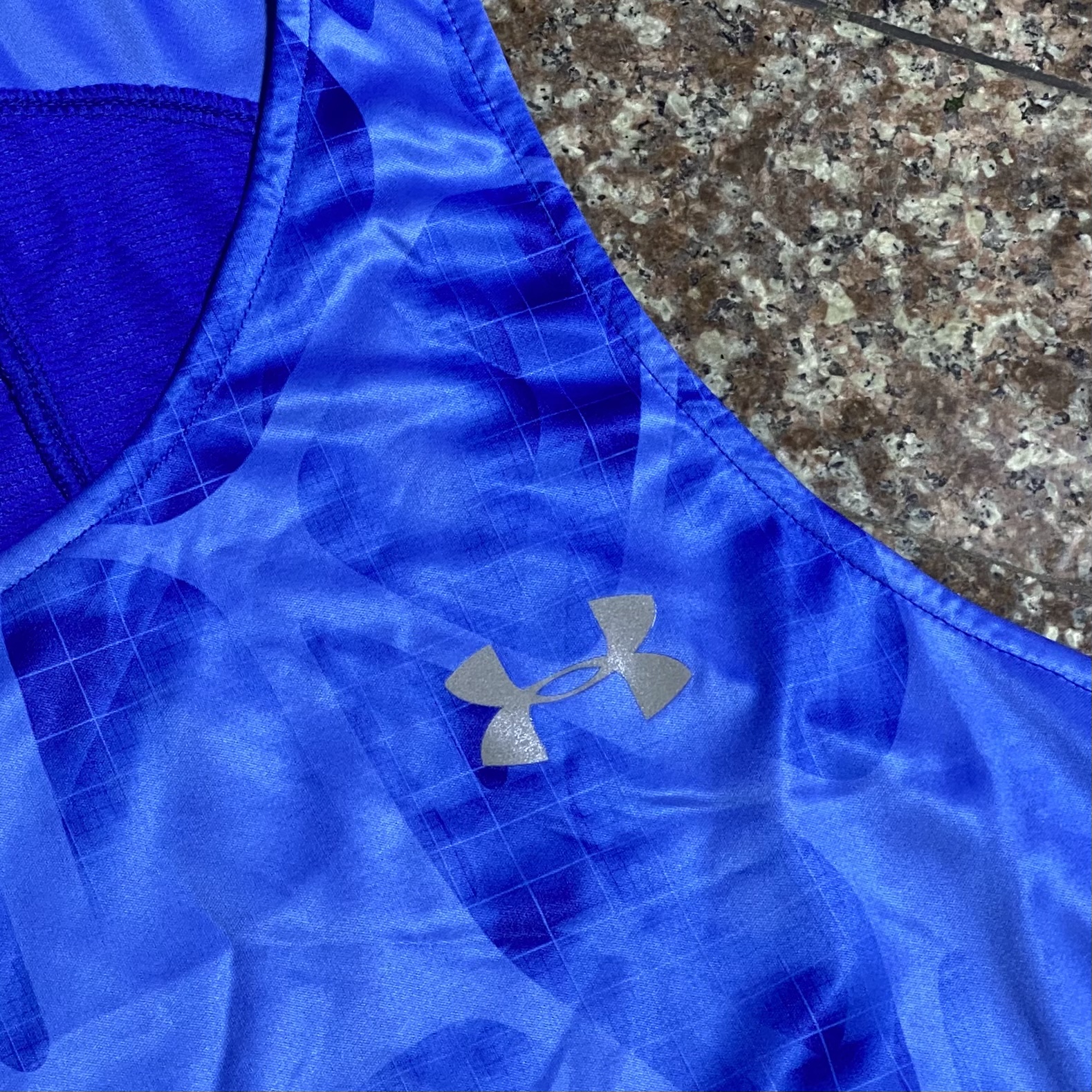 เสื้อวิ่ง Under Armour Qualified Iso-Chill Running Singlet (MD,LG)