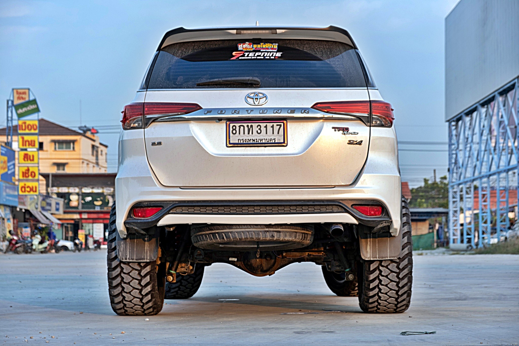 TOYOTA FORTUNER ทรงเมกาที่ STEP9