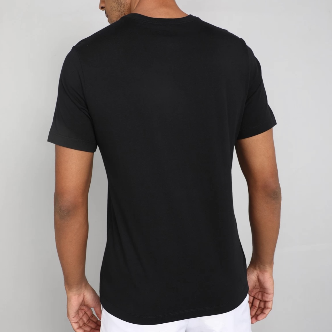 เสื้อ Nike Graphic Hi-Light Sportswear Tee (L)