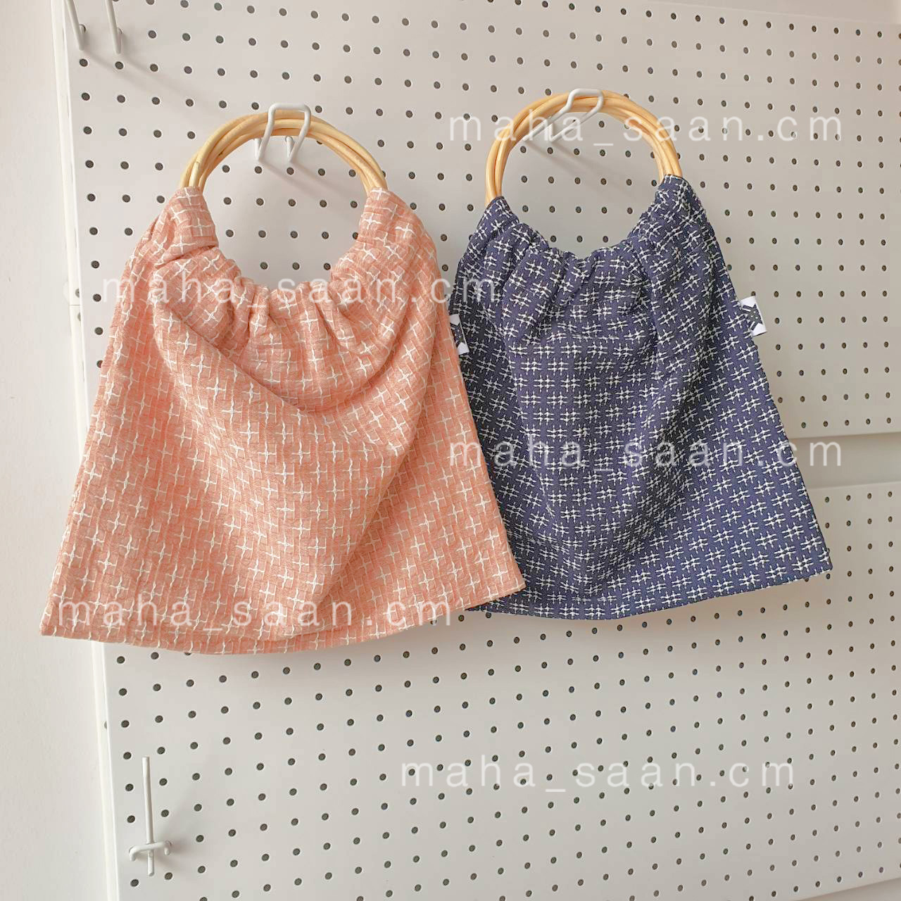 กระเป๋าผ้า คล้องแขน น่ารัก หูหวายเกลียว 🌷