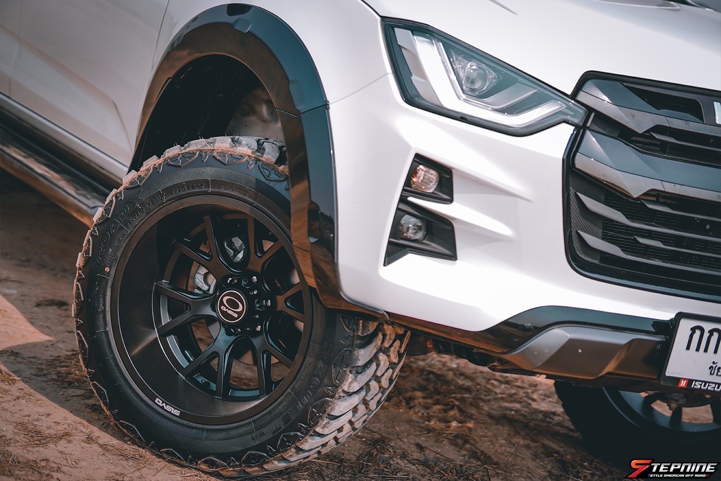 D-MAX ทรงเมกา โคตรหล่อ ที่ STEP9