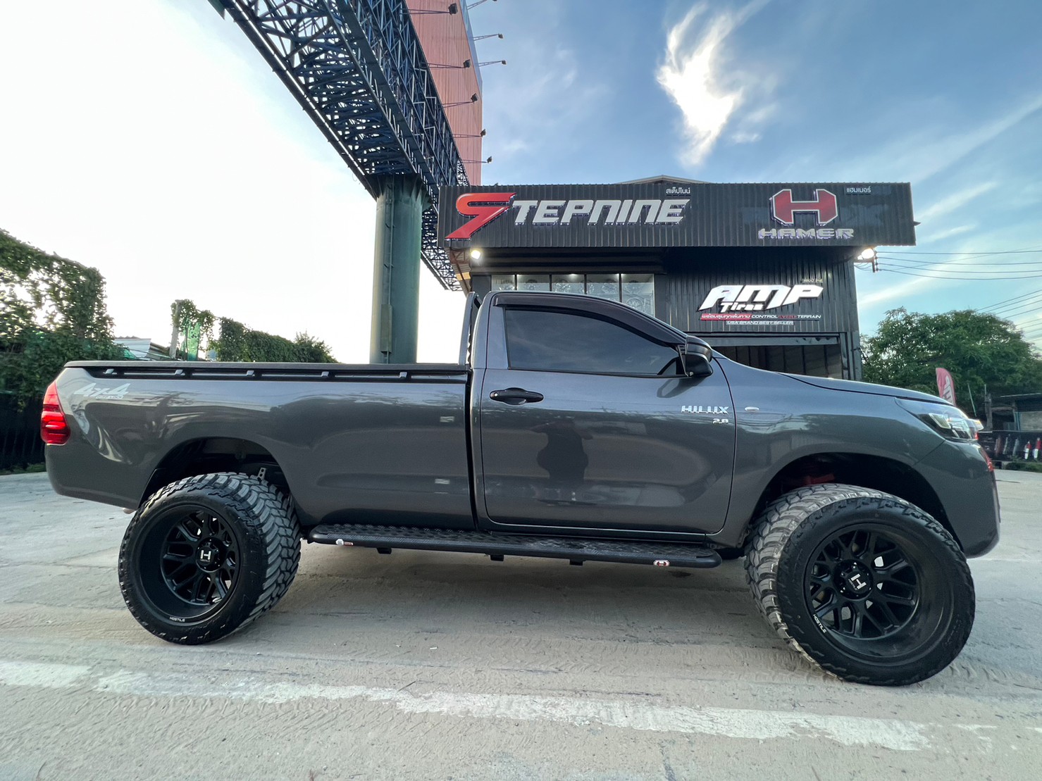 TOYOTA REVO หัวเดียว ทรงเมกา ที่ STEP9