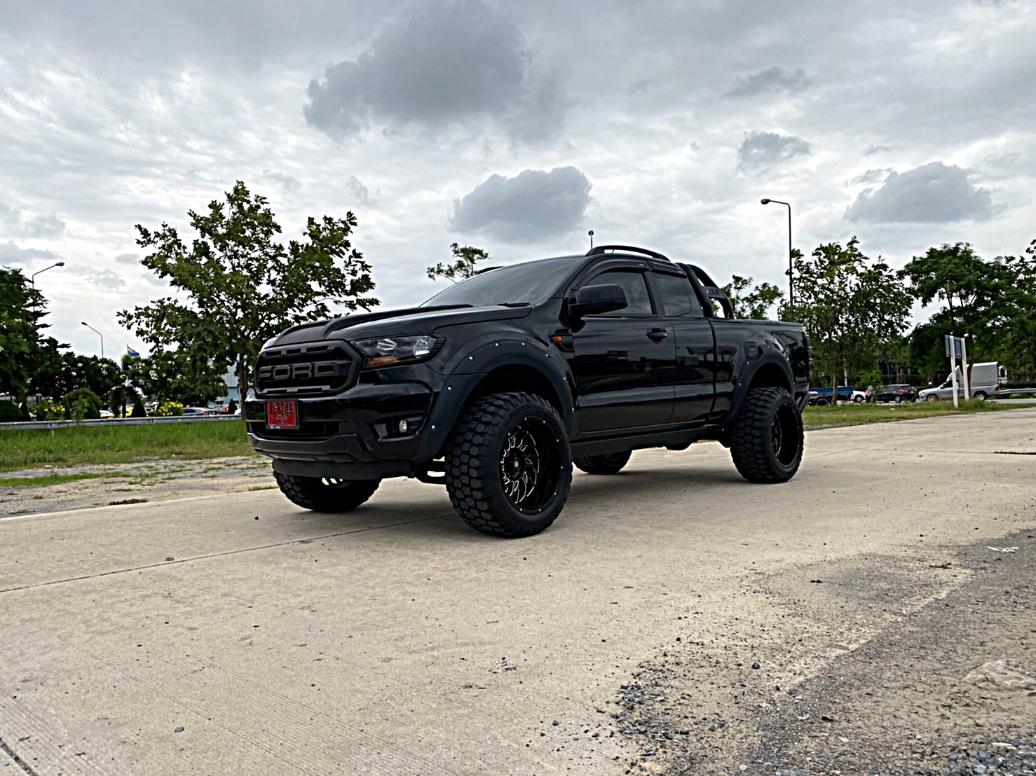 FORD ทรงเมกา ล้อเทพลึกสุดตาราง