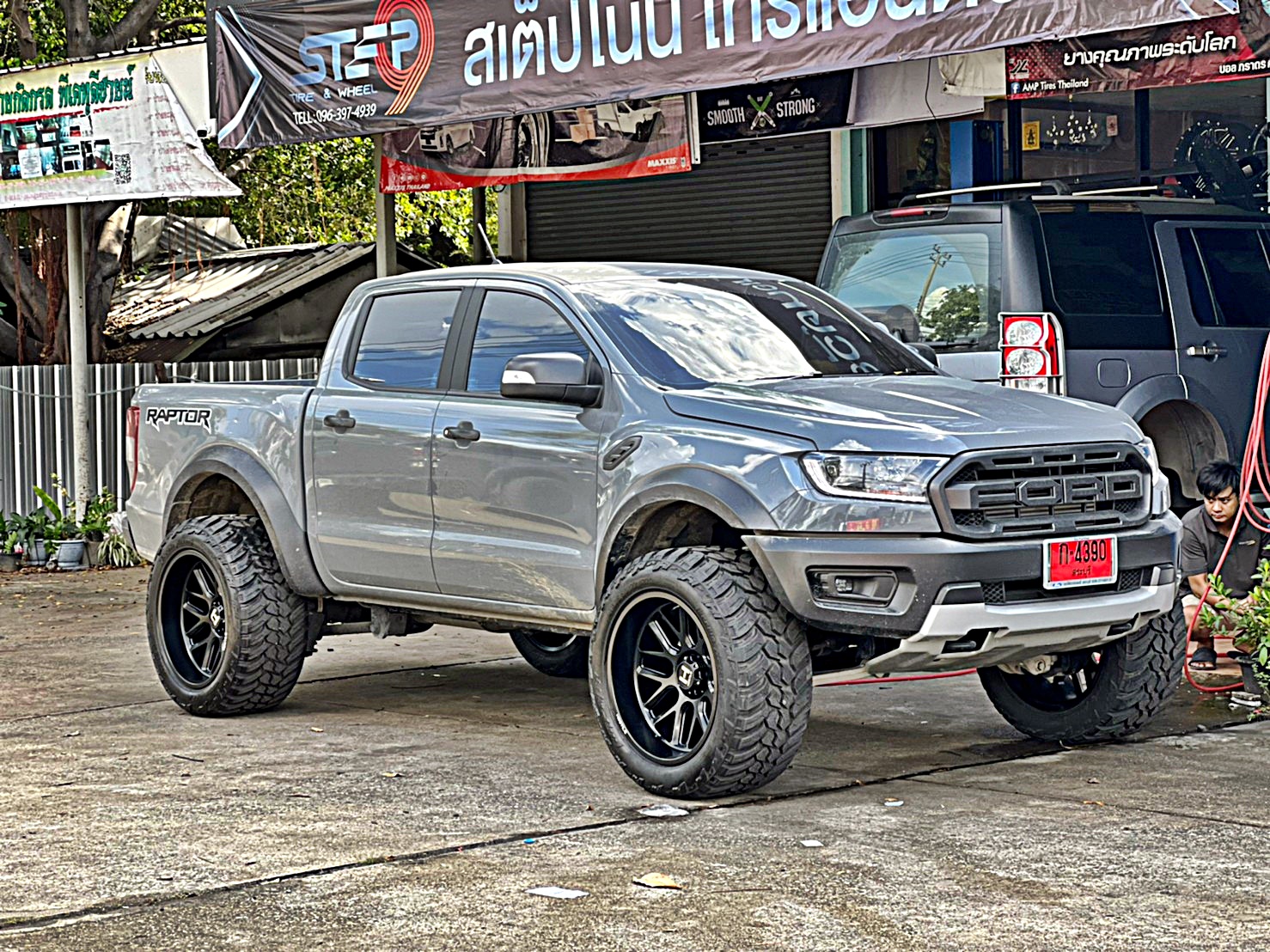 FORS RAPTOR ทรงเมกา ล้อ HOSTILE H120