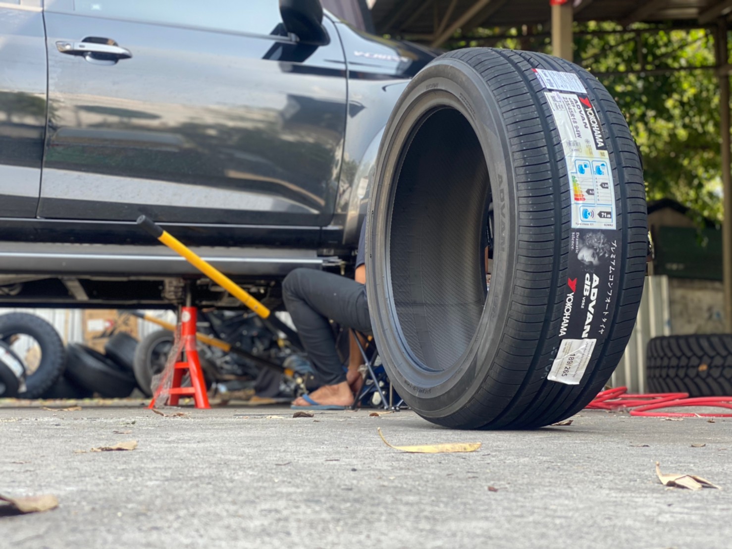 YOKOHAMA ADVAN DB V552 235/45-18 ราคาพิเศษที่ STEP9