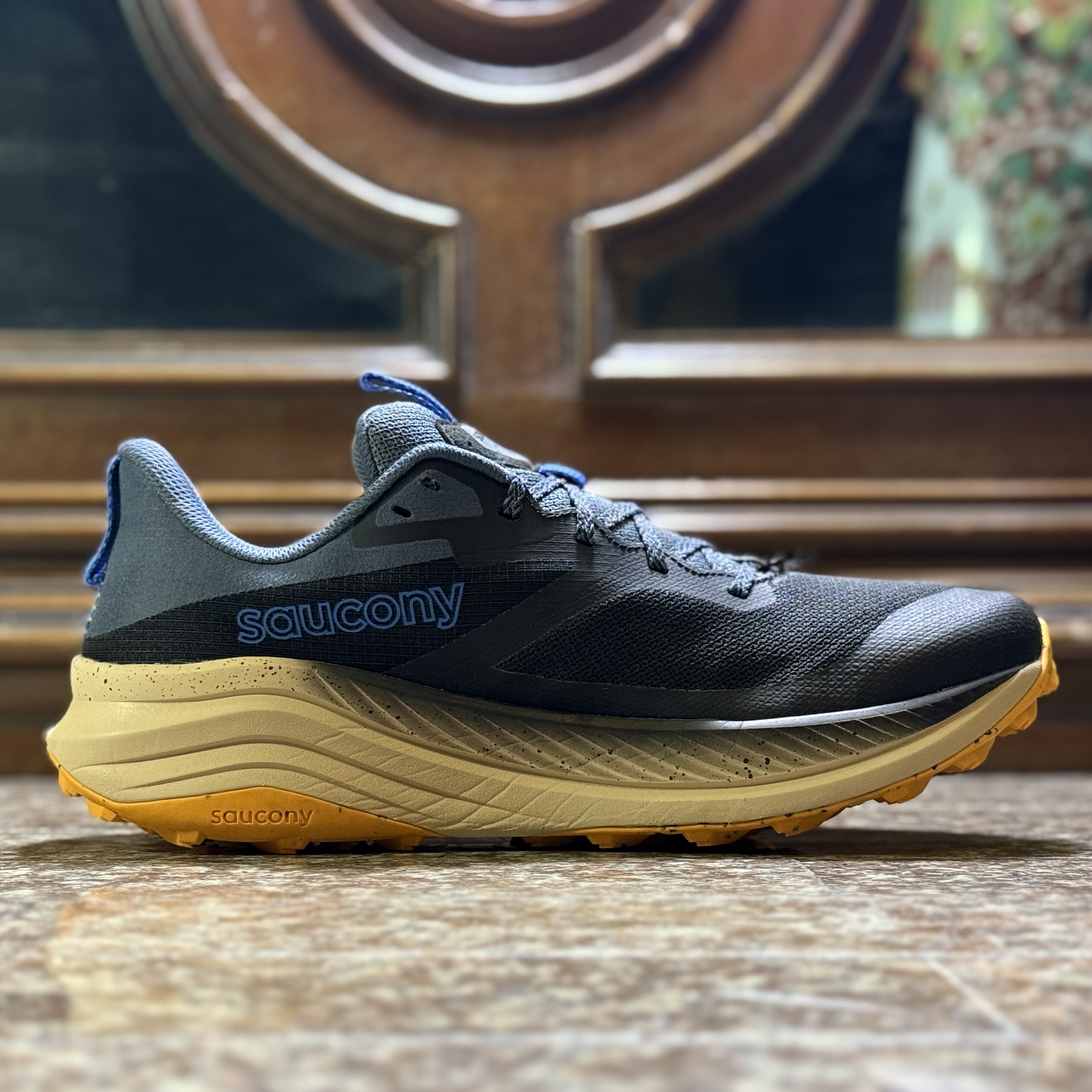 รองเท้าวิ่งเทรล Saucony Xodus Ultra 3 #มือ2 (M10US)