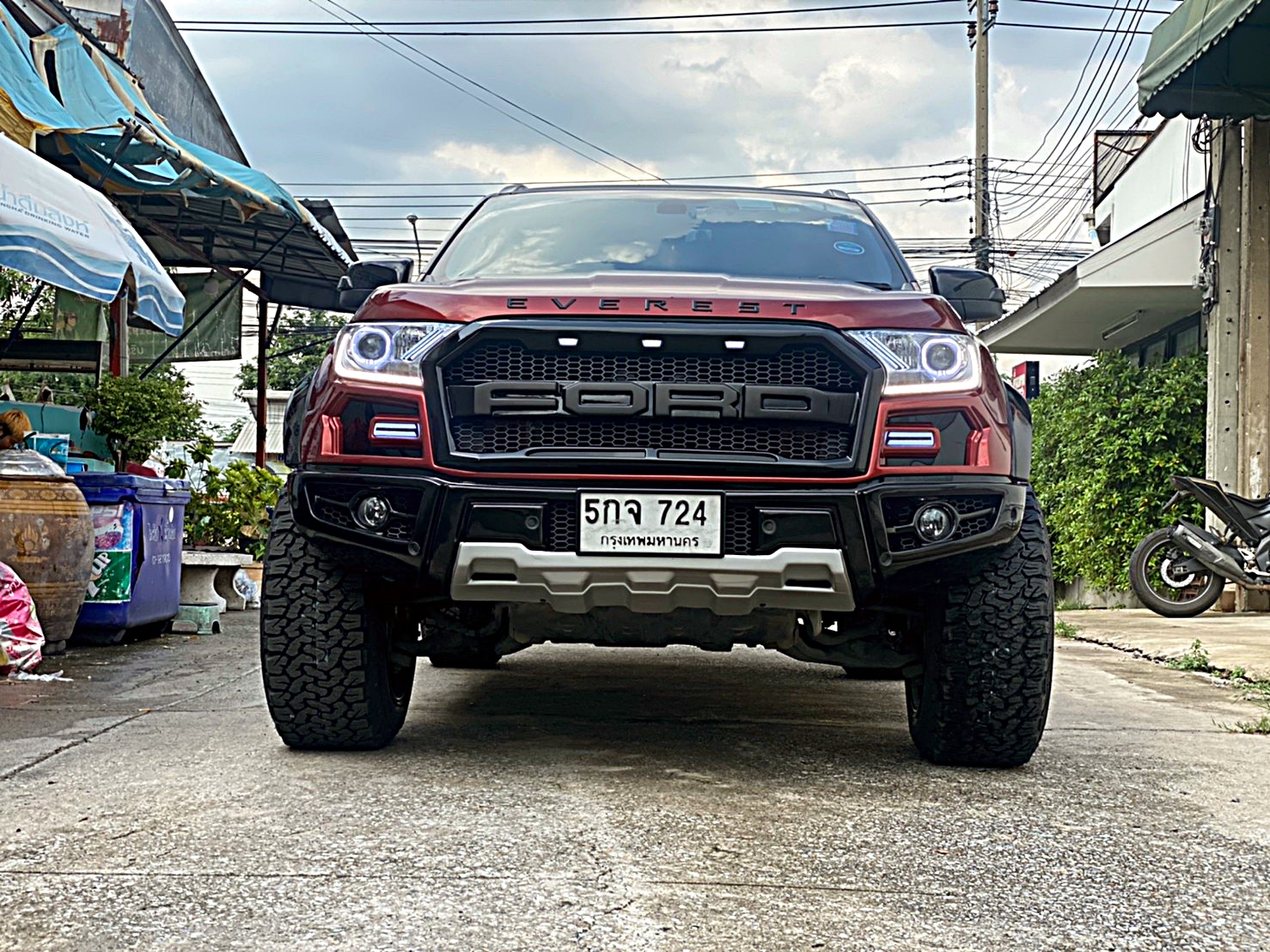 FORD EVEREST จัดทรงเมกาที่ STEP9