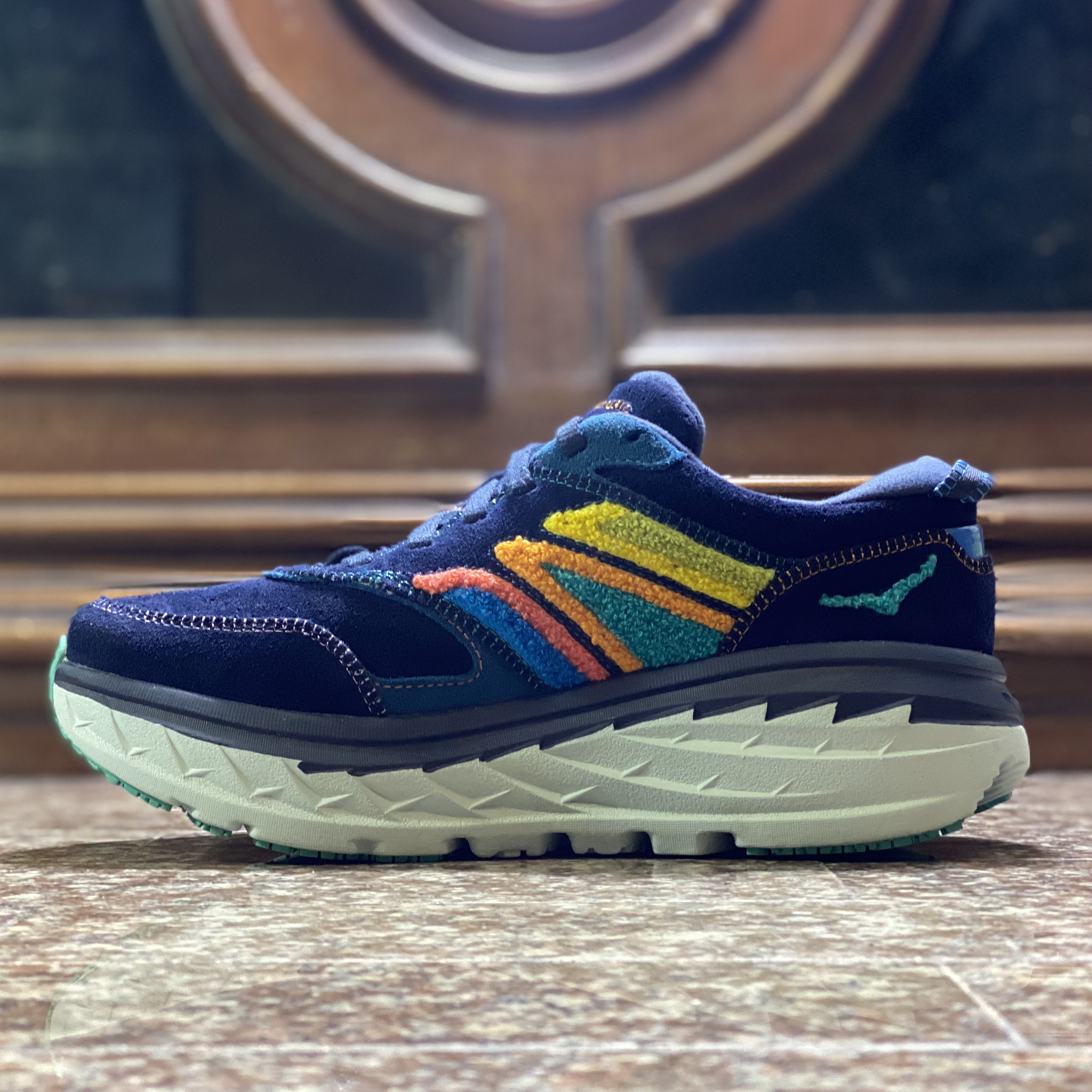 รองเท้า HOKA Bondi L Suede Embroidery ‘EXCLUSIVE’ #มือ2 (M8US)