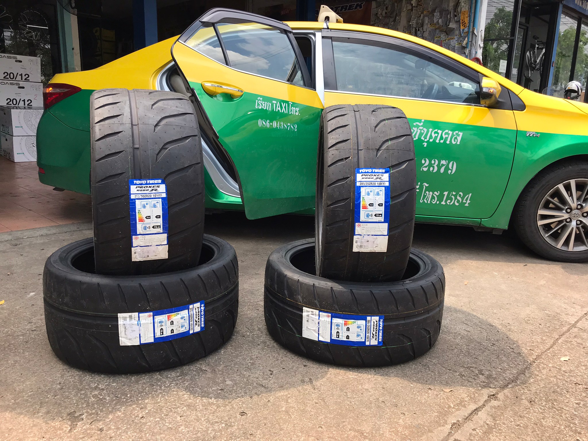 TOYO 285/35-20 R888R ยางซอฟราคาพิเศษ ที่ STEP9