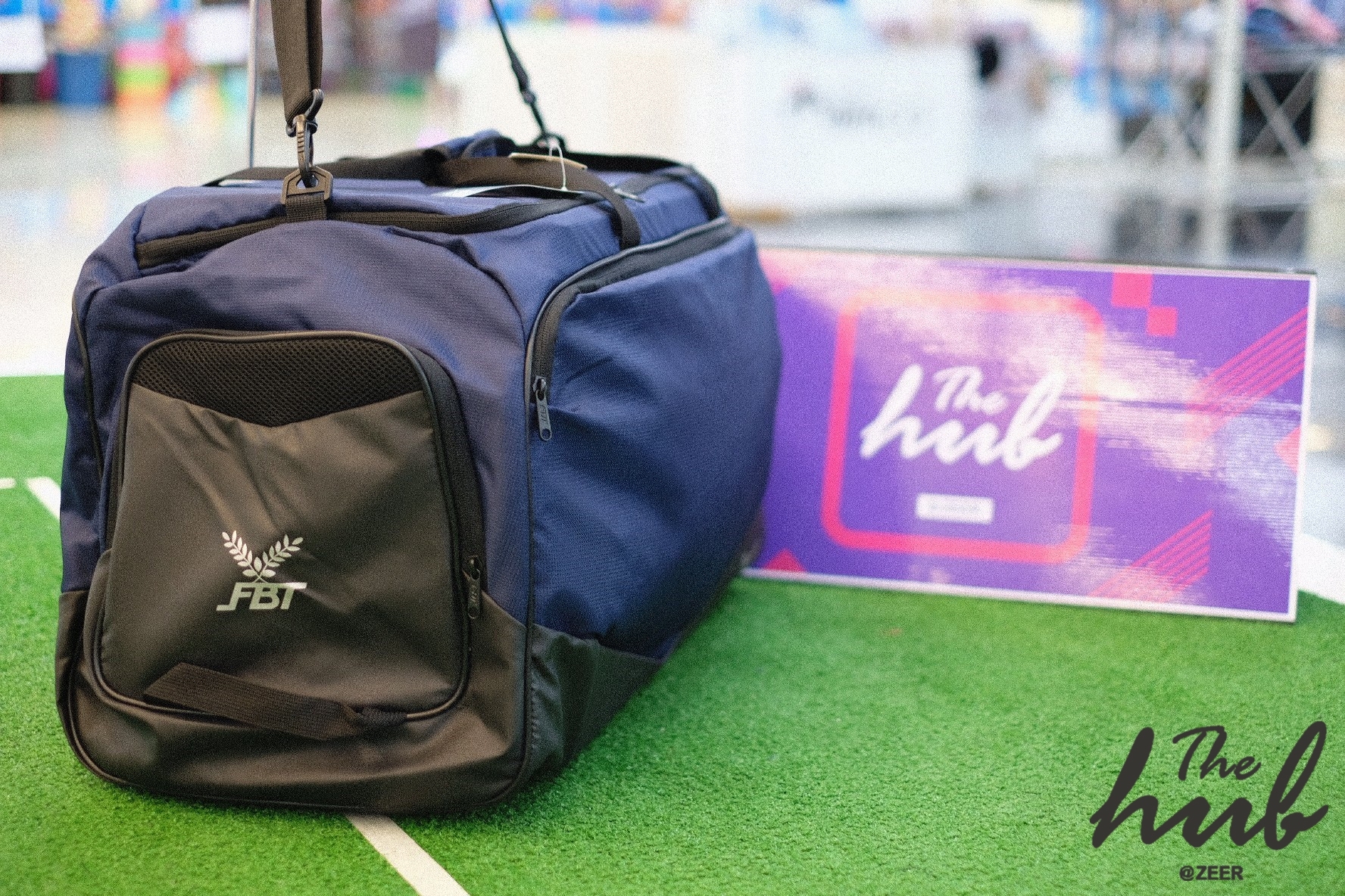 กระเป๋าเสื้อผ้า FBT