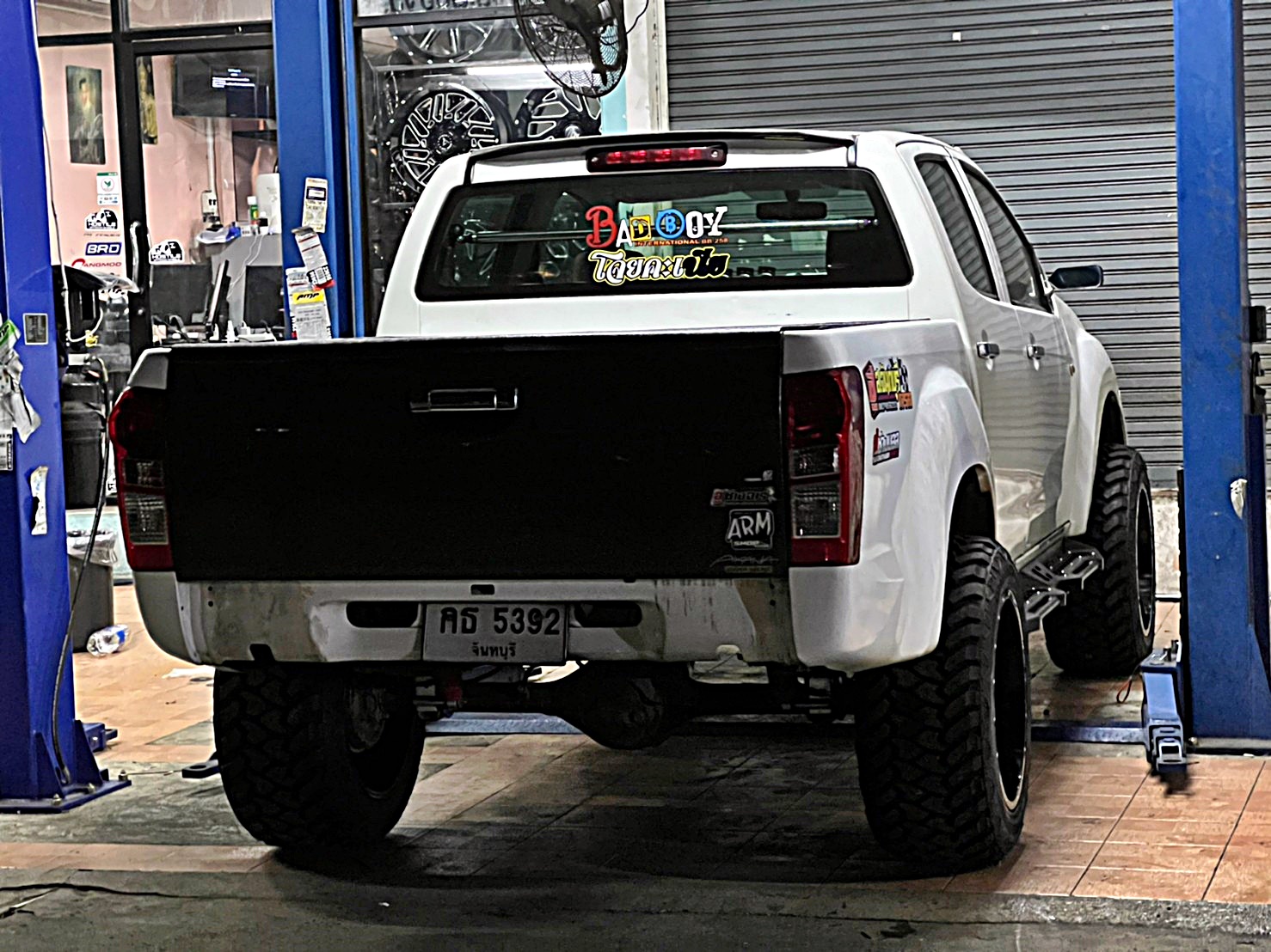 D-MAX_จองคิวมาจากจันทบุรี คันนี้ตัวเตี้ยโหลดเตี้ย จัดทรงเมกาที่ STEP9