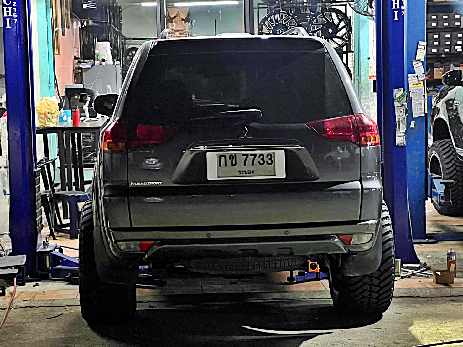 PAJERO_จองคิวจากระนอง ทำทรงเมกาที่ STEP9