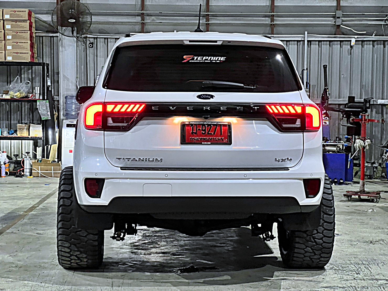 FORD EVEREST NEXTGEN ล้อแท้ HOSTILE H120 ขอบ22 ที่ STEP9