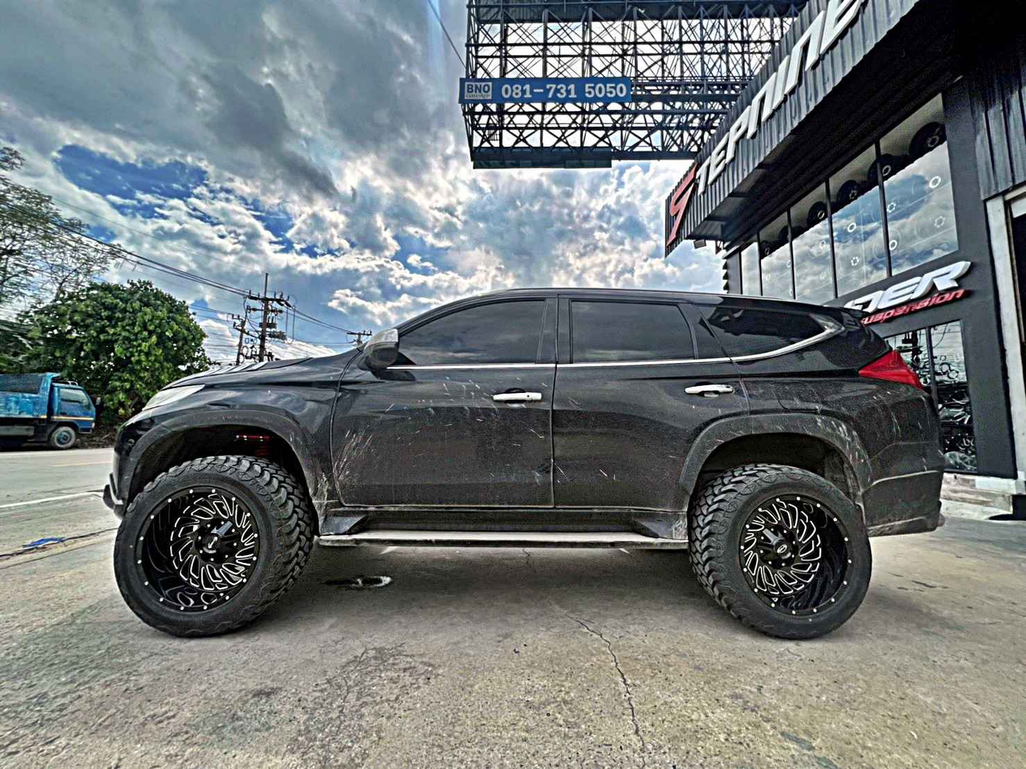 #PAJERO_ทรงเมกา ที่ STEP9