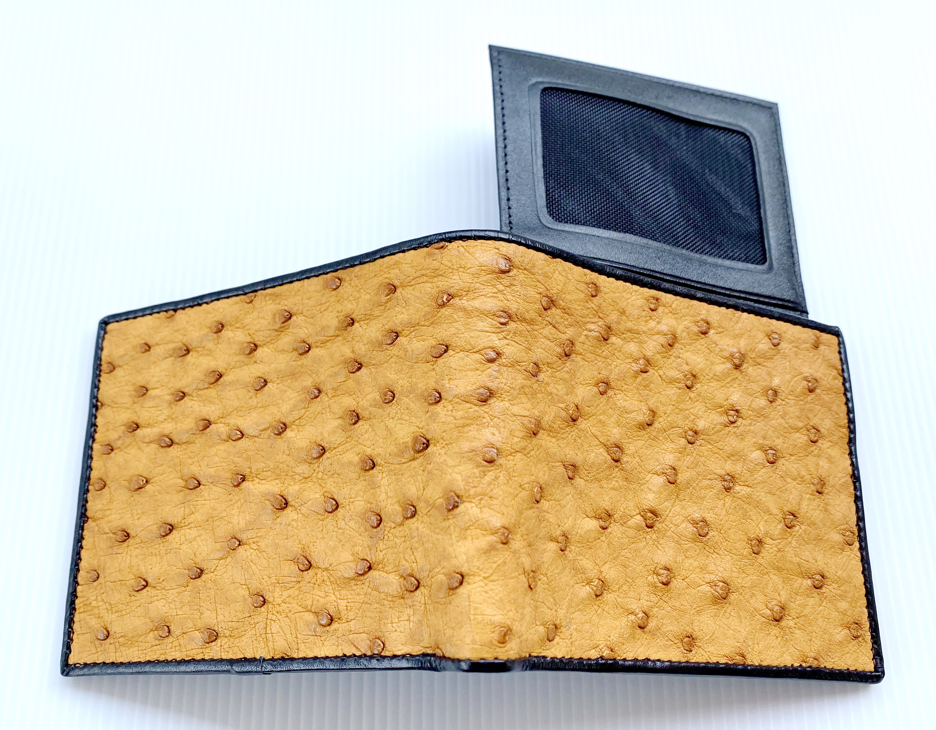 กระเป๋าสตางค์หนังนกกระจอกเทศแท้ สีน้ำตาลแทน แบบสั้นUS