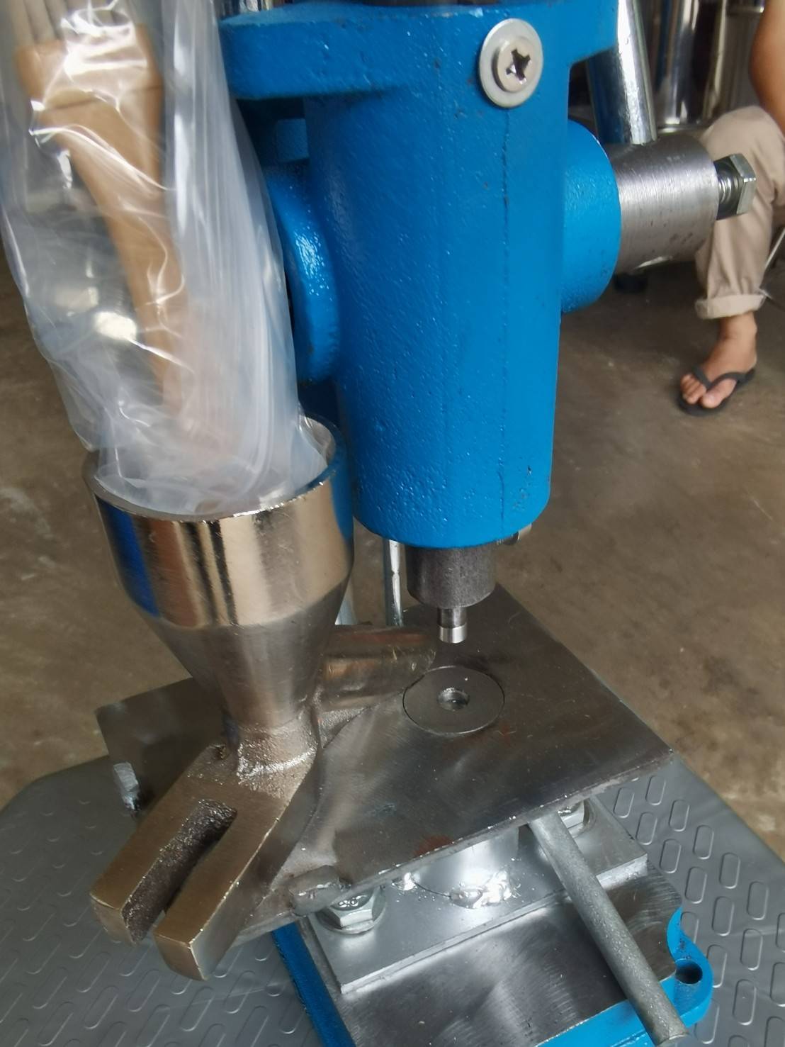 #รุ่นนี้เลิกผลิตแล้ว#(16180) เครื่องมืออัด/ตอกเม็ดยามินิ รุ่น ZS-TDP0A โมบล็อก TDP1.5