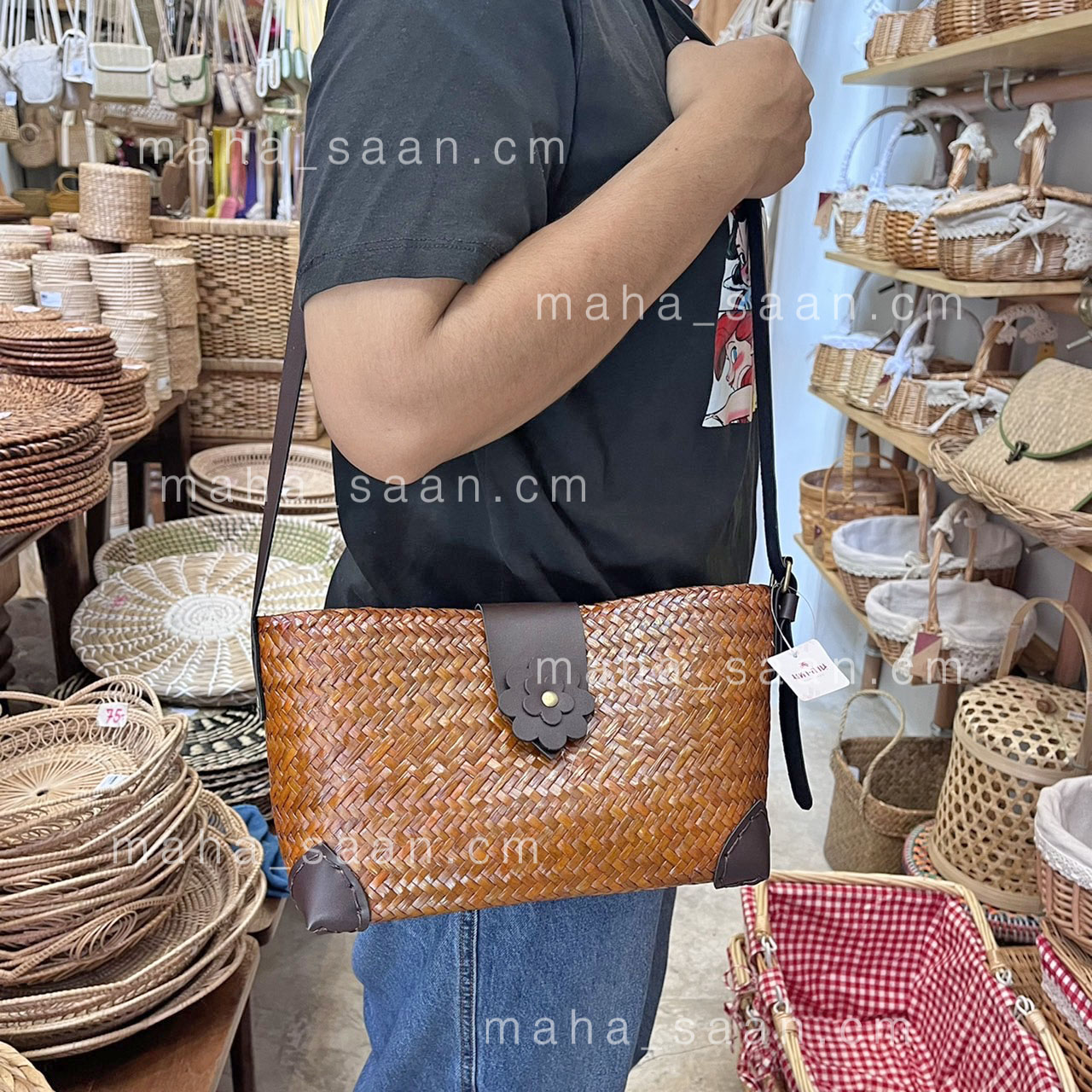 กระเป๋าสานกระจูด สะพายข้าง งานแฮนด์เมด สายหนังPU 🍣