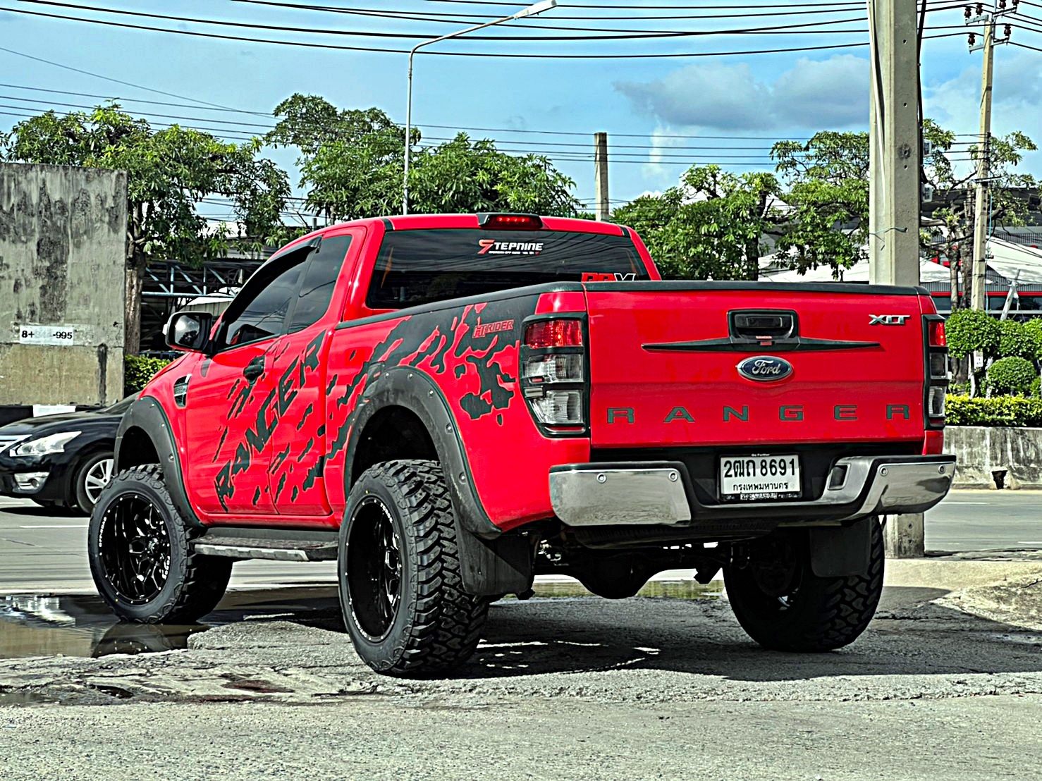 FORD_RANGER_ทรงเมกาจองคิวมาจากลำพูน