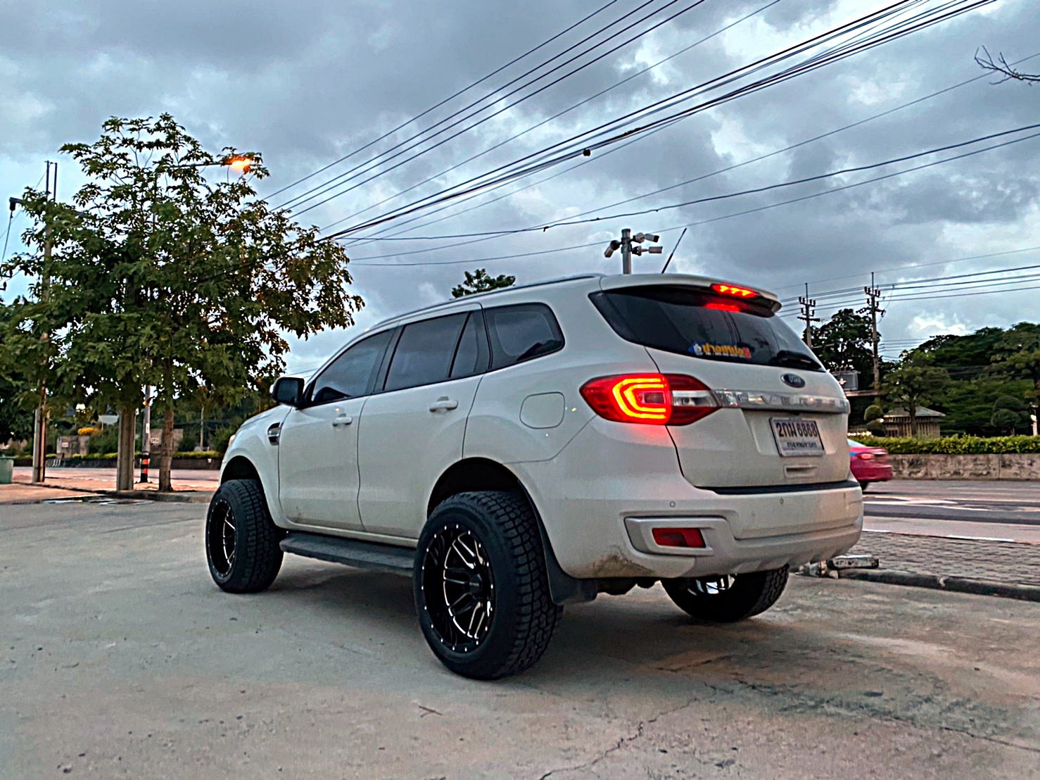 EVEREST ทรงเมกาขอบ20 ที่ STEP9