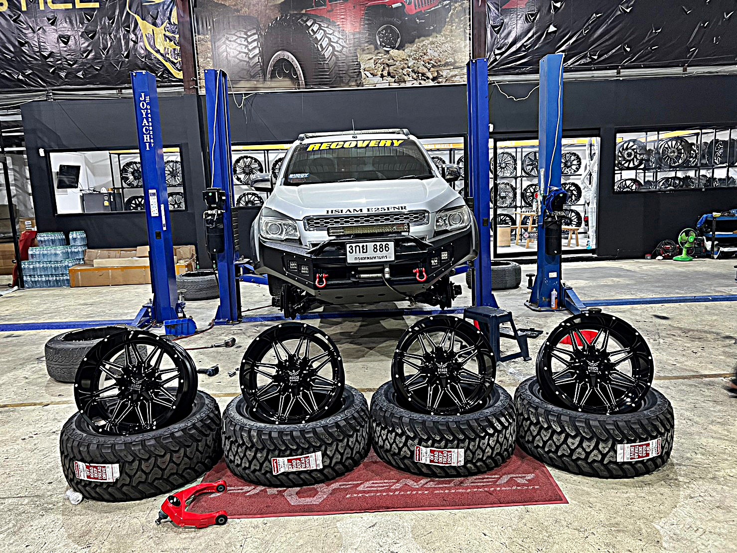 CHEVEROLET COLORADO ทรงเมกา แต่งที่ STEP9