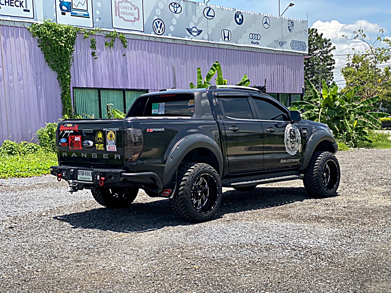 FORD WILDTRACK ทรงเมกา