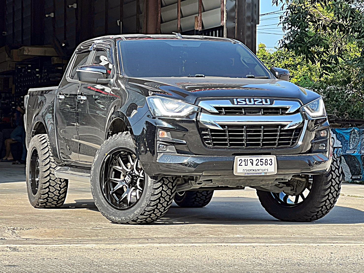 D-MAX ทรงเมกา งบ70000 จบตามนี้