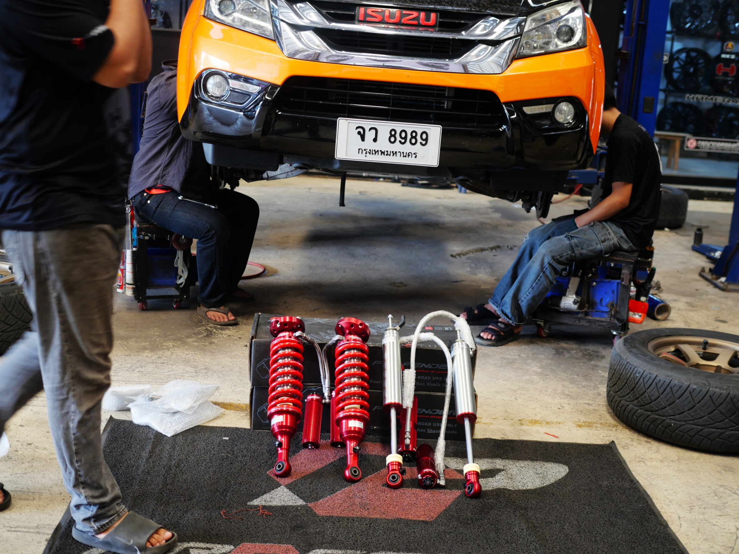 โช๊คอัพ Profender รุ่น Tune Series