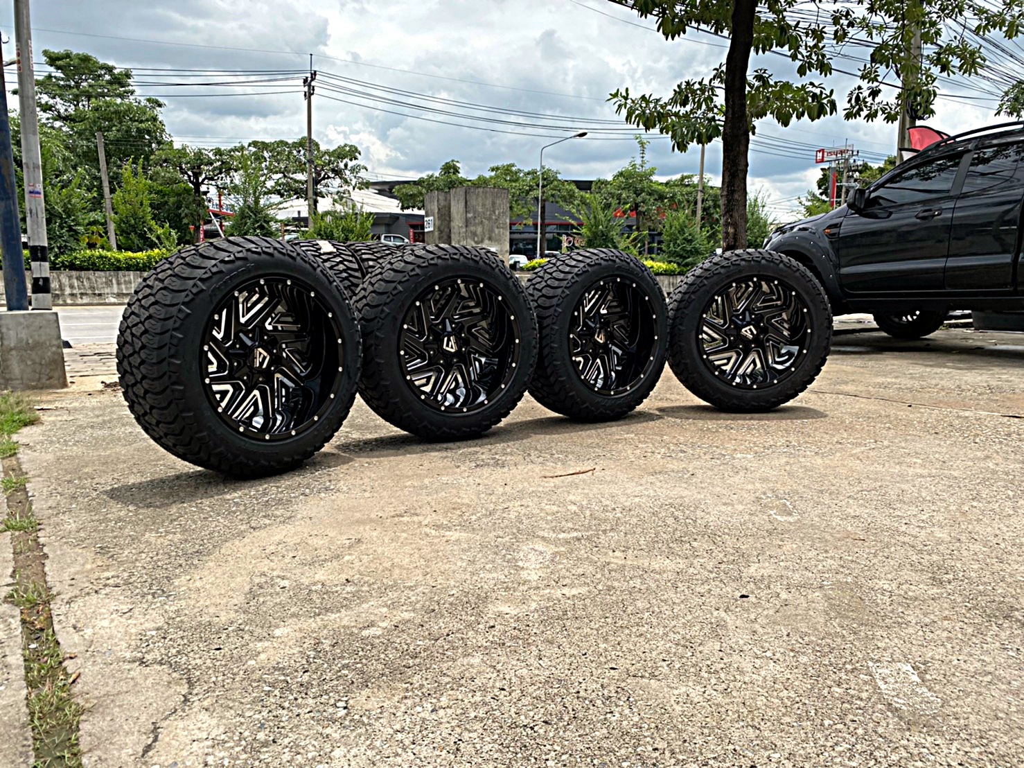 FORD WILDTRAK จัดทรงเมกาที่ STEP9