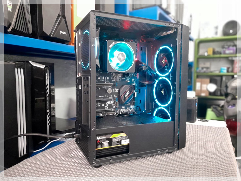 คอมสเปคเล่นเกมส์ RYZEN7 2700X + GTX1650 4G