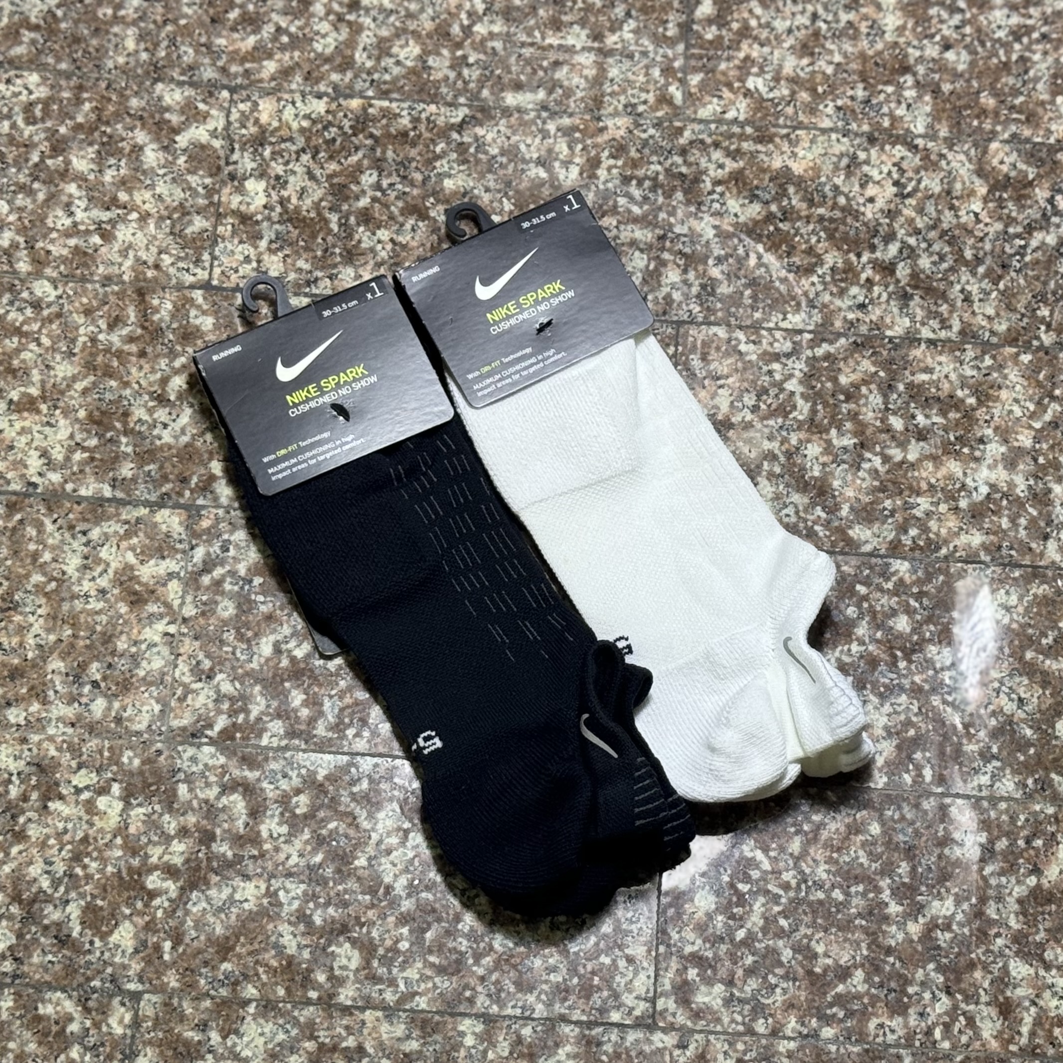 ถุงเท้าวิ่ง Nike Spark Cushioned No-Show Running Socks (XL)