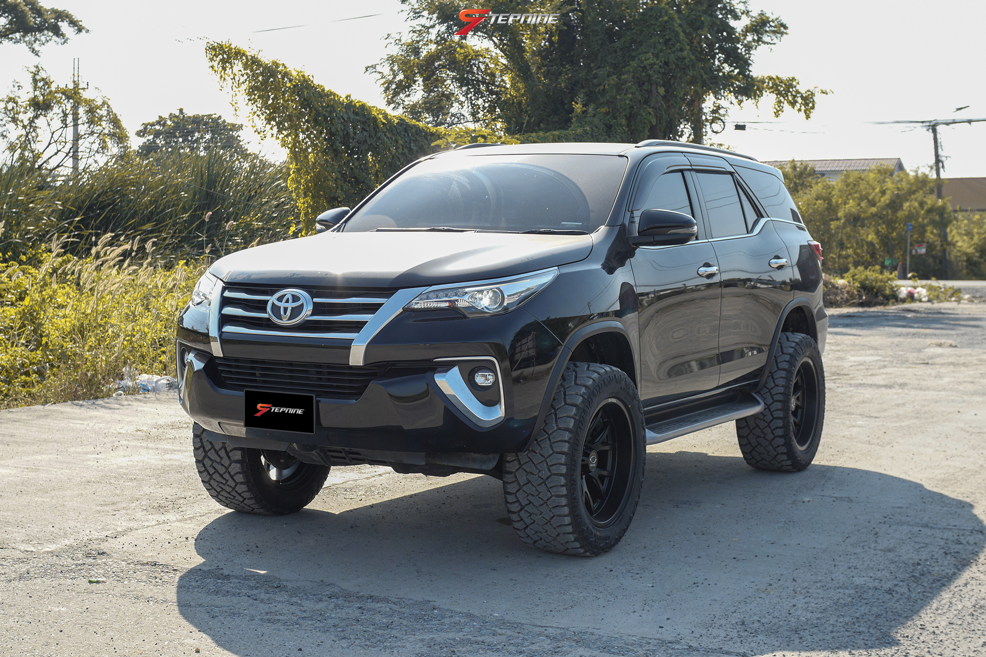 TOYOTA FORTUNER ทรงเมกา
