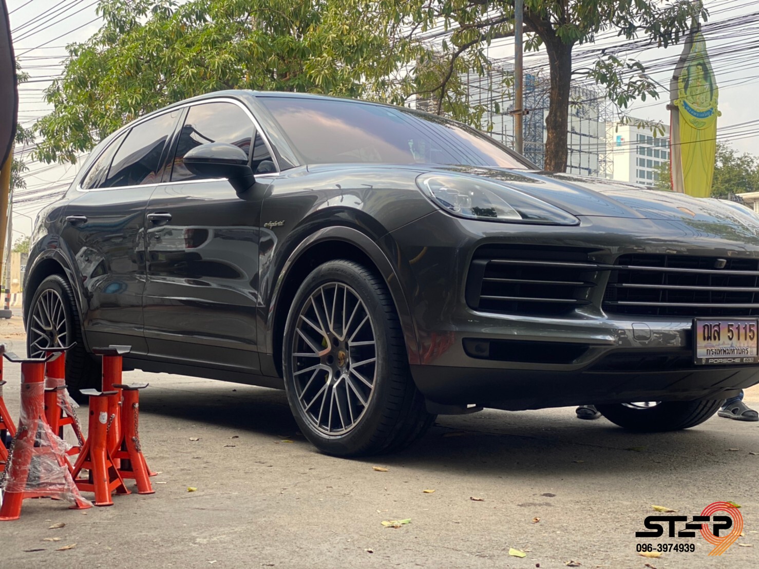 PIRELLI PZERO 285/40-21 ราคาถูกสุดที่ STEP9