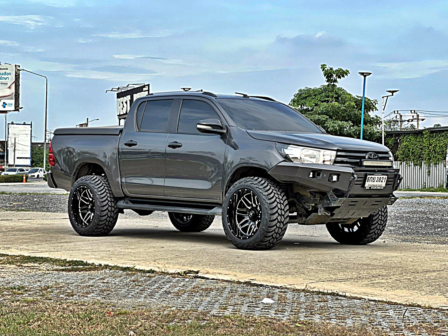 REVO ทรงเมกา ขอบ20 ที่ STEP9