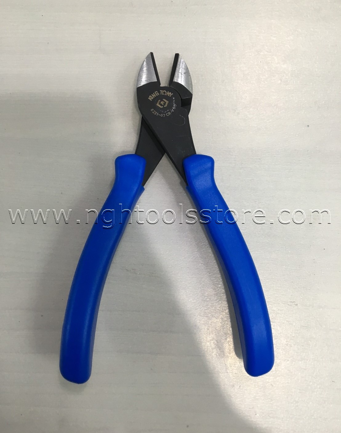 คีมปากเฉียงด้ามหนา รุ่น 6231 ขนาด 7" ยี่ห้อ KING TONY