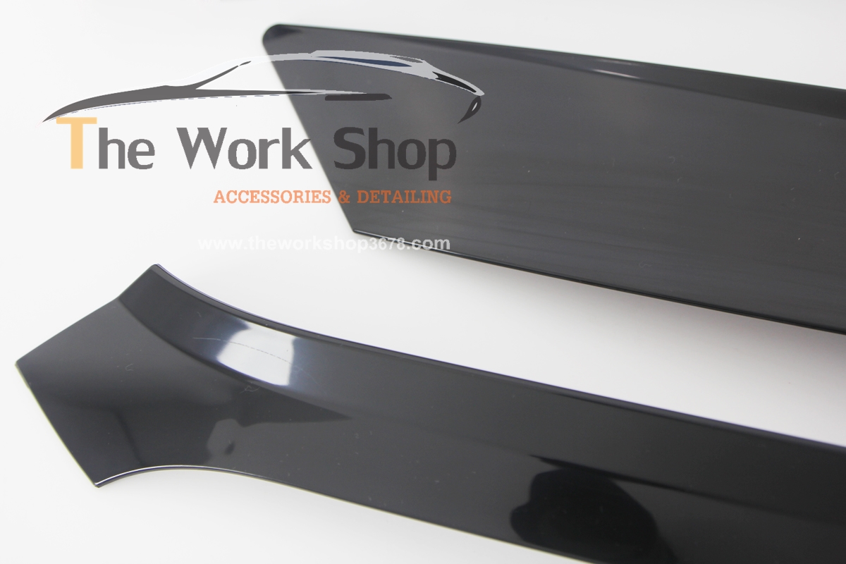 Acrylic Hood Guard for Tucson ( อคลีลิคดำแต่งขอบฝากระโปรงหน้า )