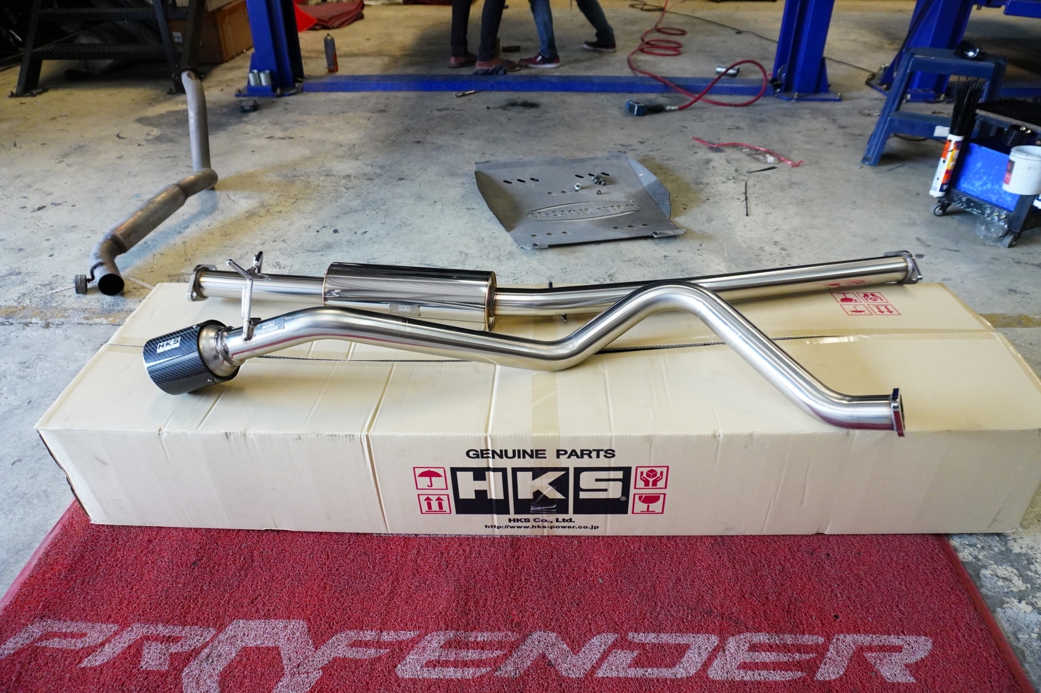 ติดตั้งเรียบร้อย ท่อ HKS จากญี่ปุ่น Carbon TAIL (Single) 𝙃𝙆𝙎 𝙇𝙀𝙂𝘼𝙈𝘼𝙓 𝙁𝙊𝙍𝘿 𝙀𝙑𝙀𝙍𝙀𝙎𝙏 ท่อเด