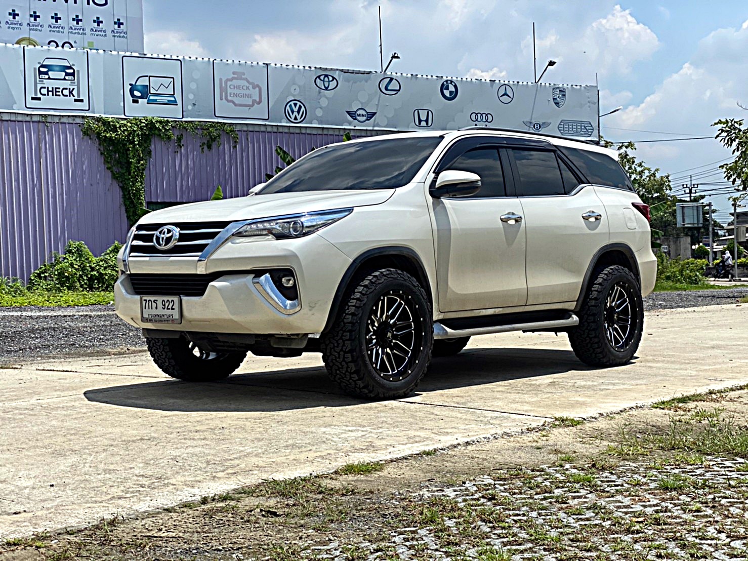 FORTUNER ล้อขอบ20 OFFROAD ที่ STEP9